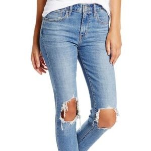 Levi's 721 Ripped High Waist Skinny Jeans